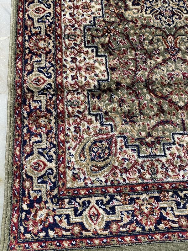 Luxurious, Durable & Elegant Handcrafted Green Hand Tufted Carpets