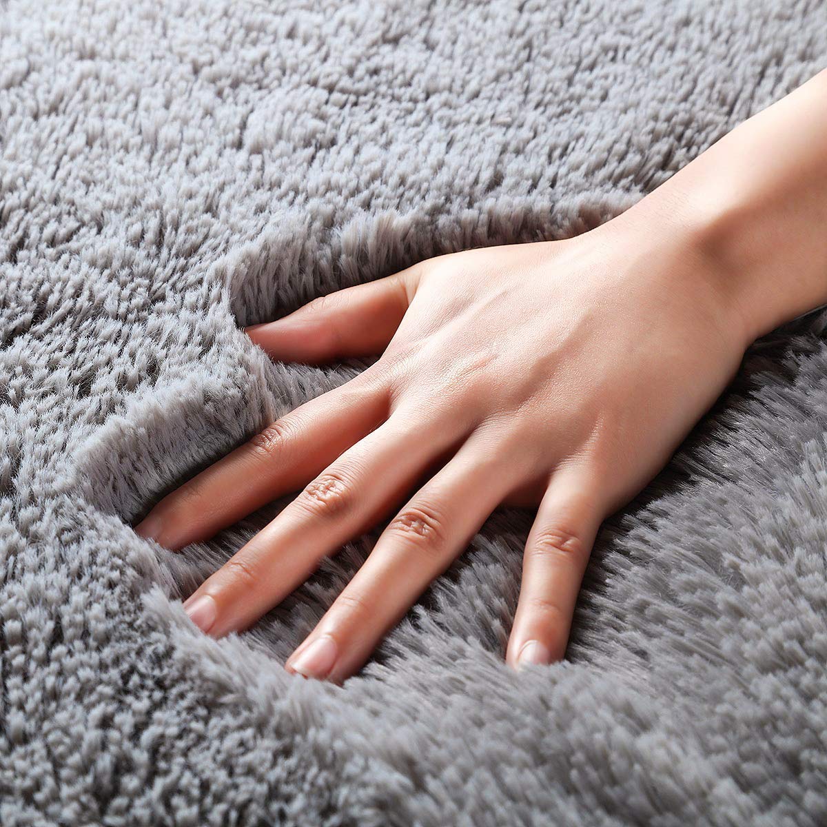 Rectangular Modern Rug Soft Hand woven Plain California Premium Shaggy Carpets