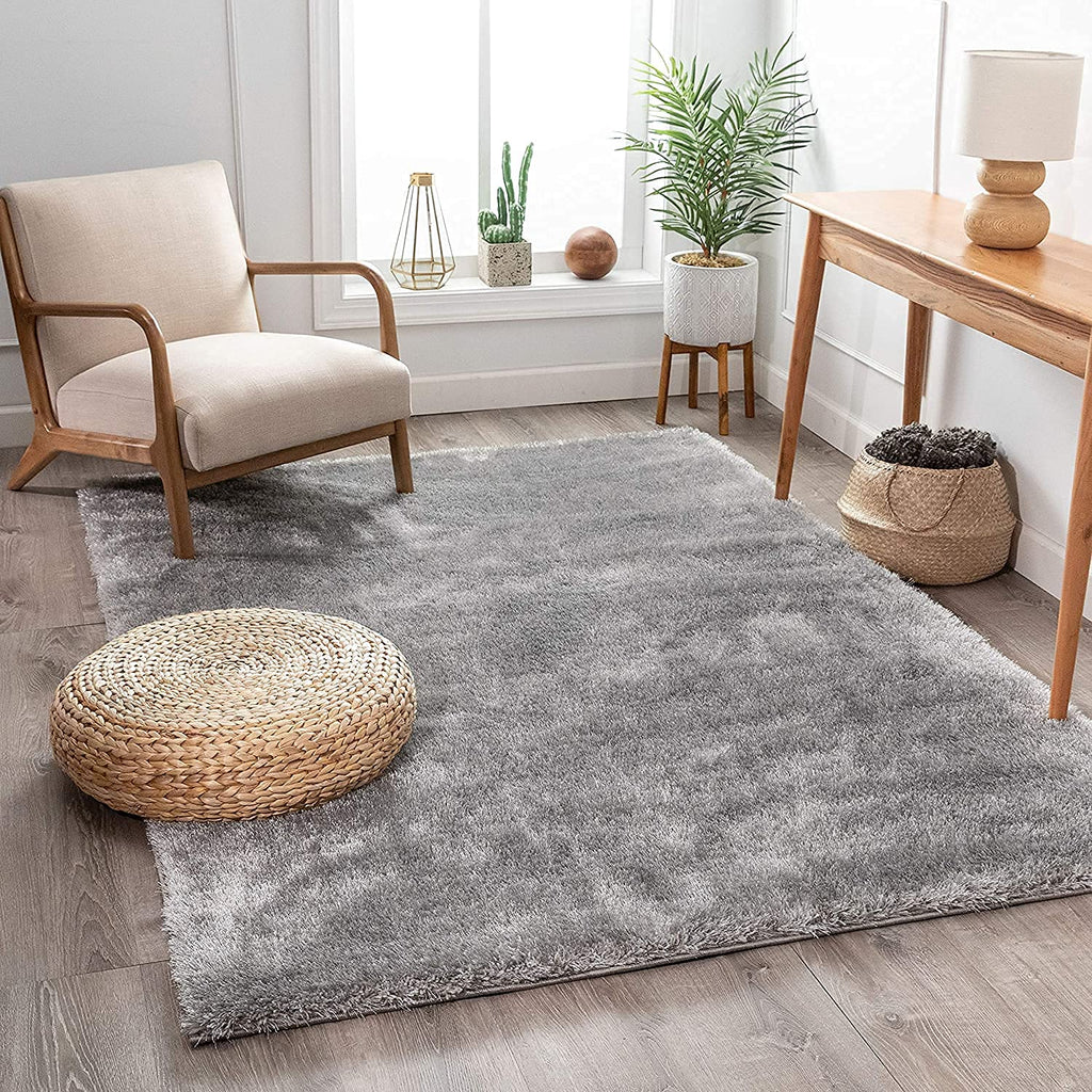 Rectangular Silver Microfiber Anti Skid Soft Fluffy Area Shaggy Carpet