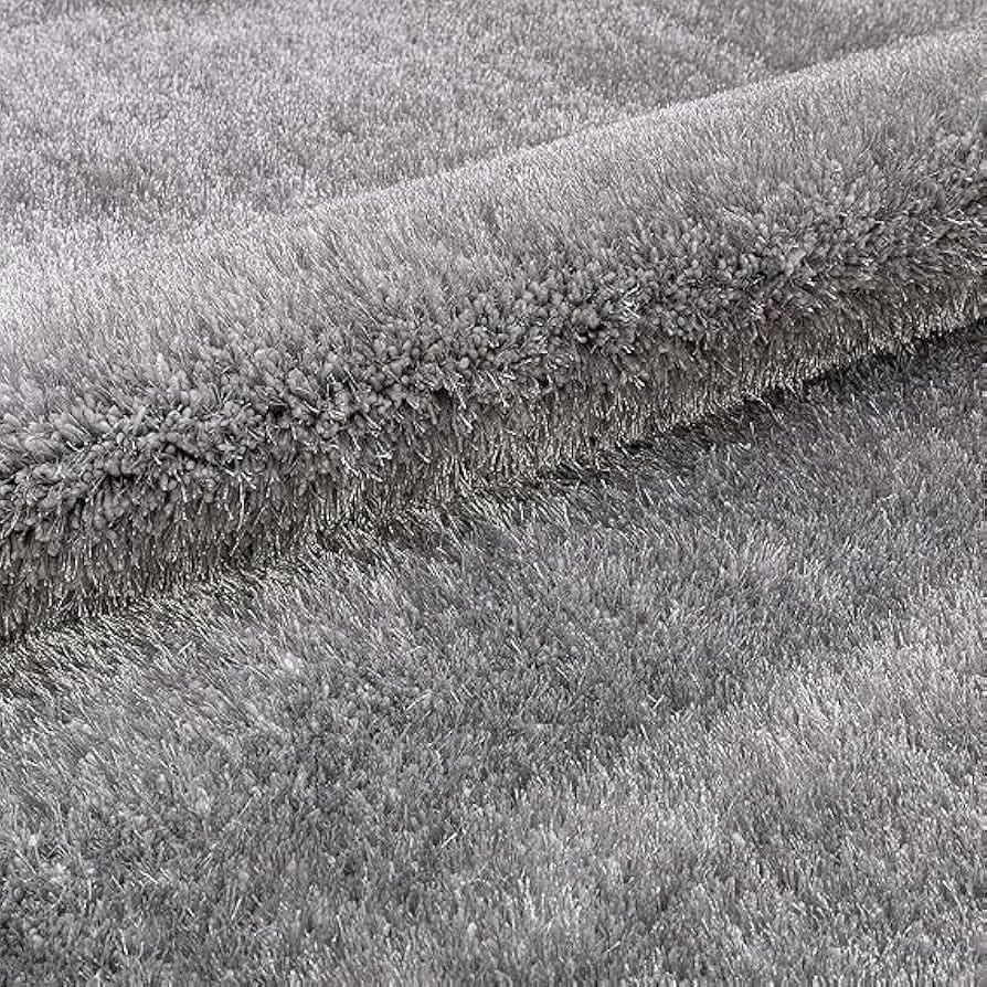 Super Soft Grey Shaggy Carpets & Rugs