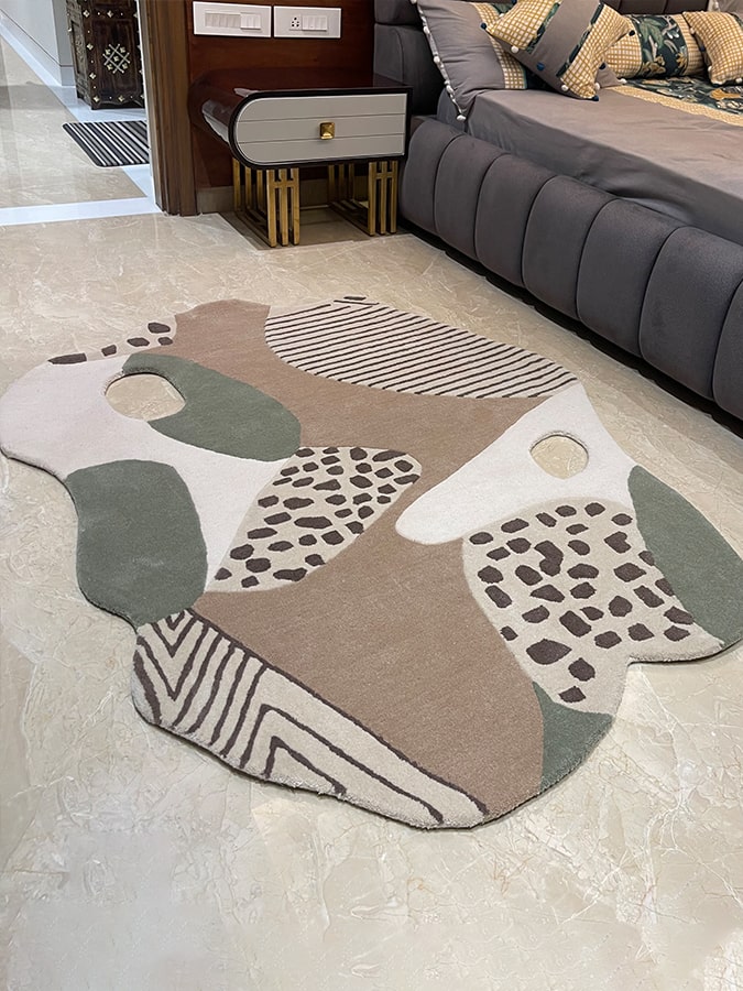 Contexture Multicolor 4.0 Irregular Handmade Rug