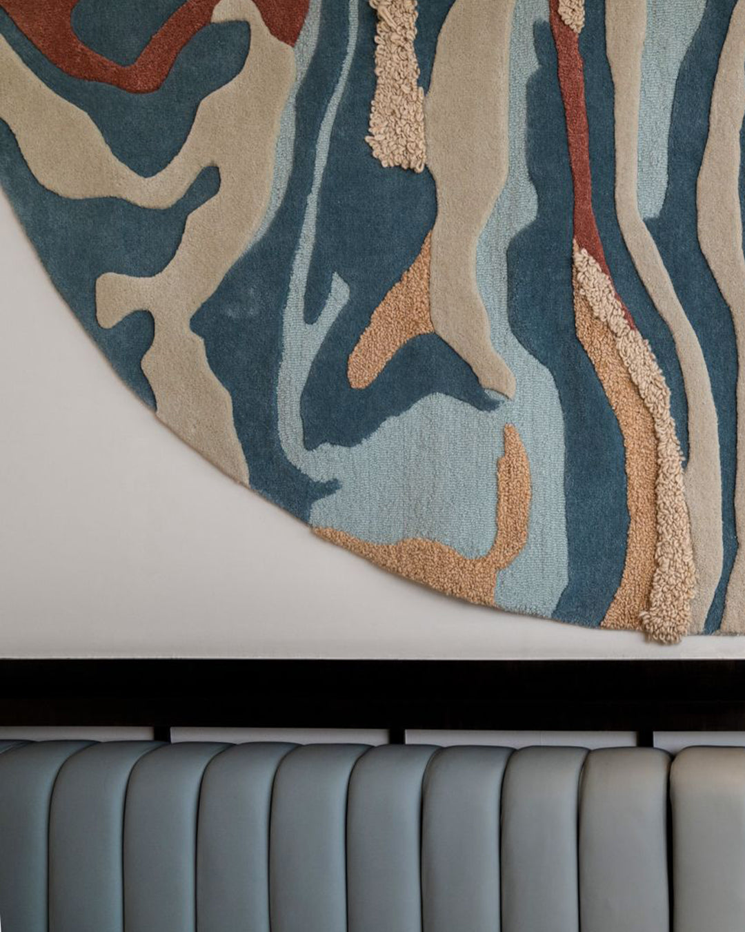 Eclat des Couleurs Area Irregular Hand Tufted Carpet & Rug