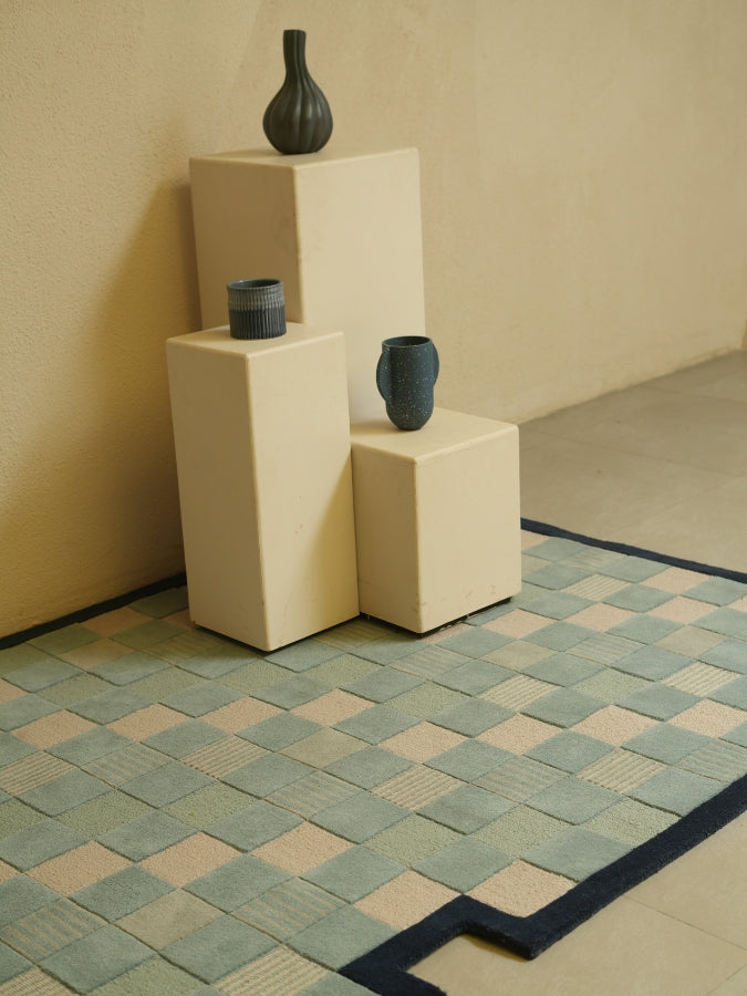 Hour Glass High-Low Beige Irregular Hand Tufted Carpet & Rug