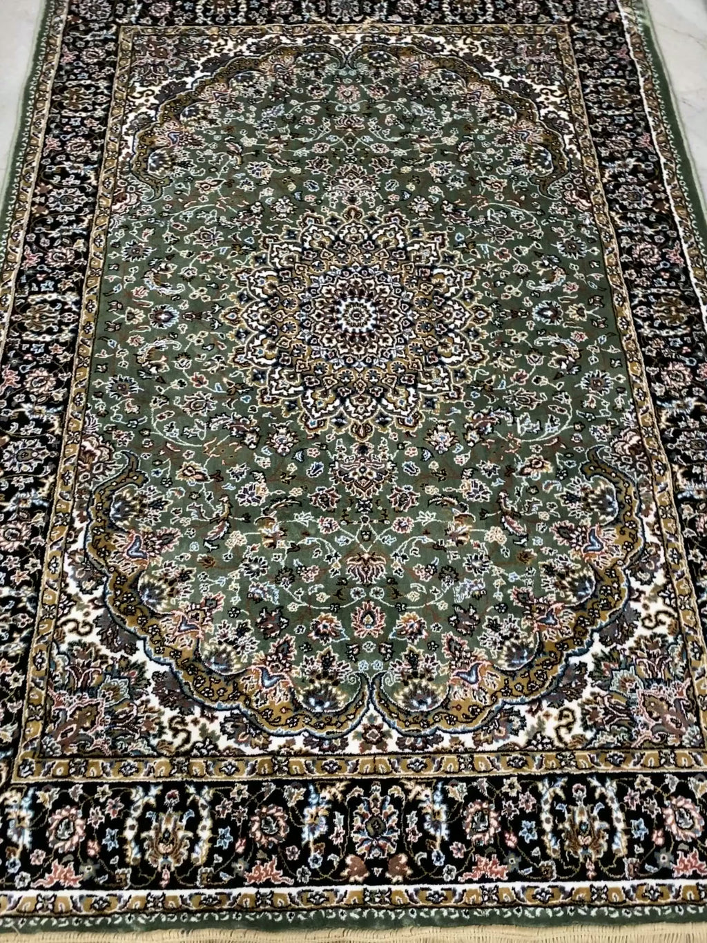 Grey Black Traditional Persian Carpet & Rugs