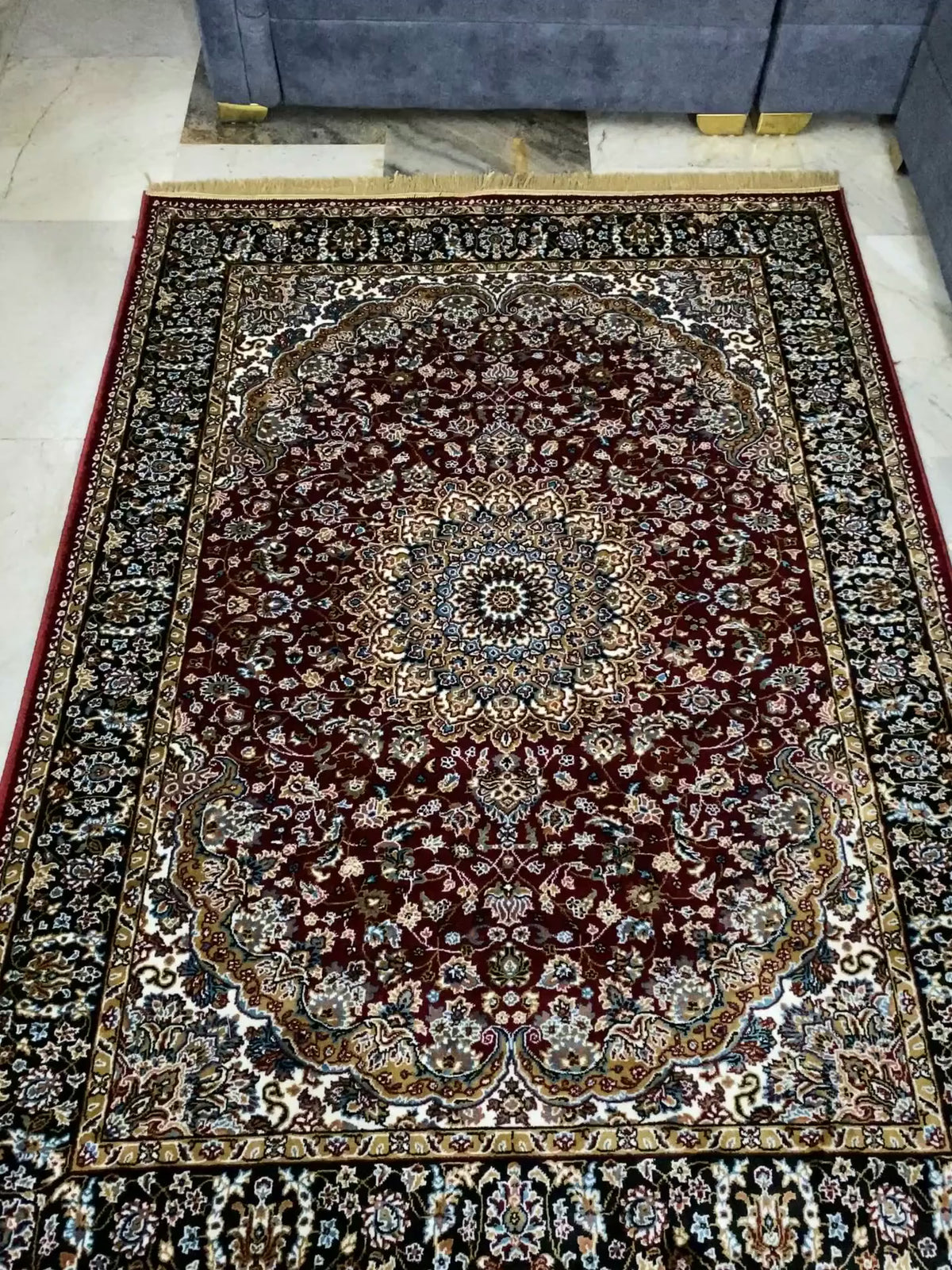 Red Traditional Persian Carpet & Rugs